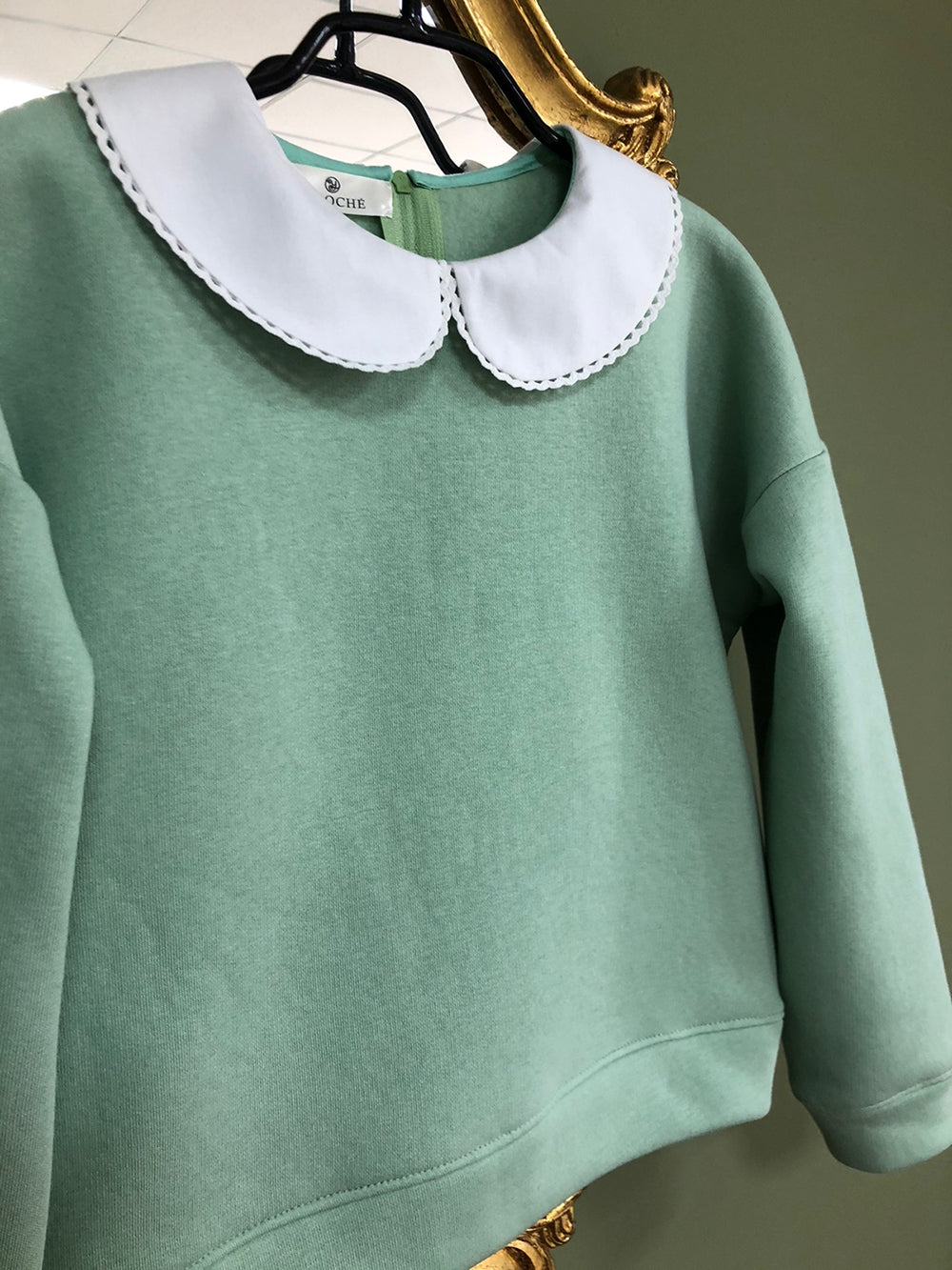 Fleece Sweatshirt With A Collar